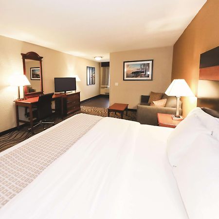 La Quinta Inn By Wyndham Sandusky Near Cedar Point Eksteriør bilde