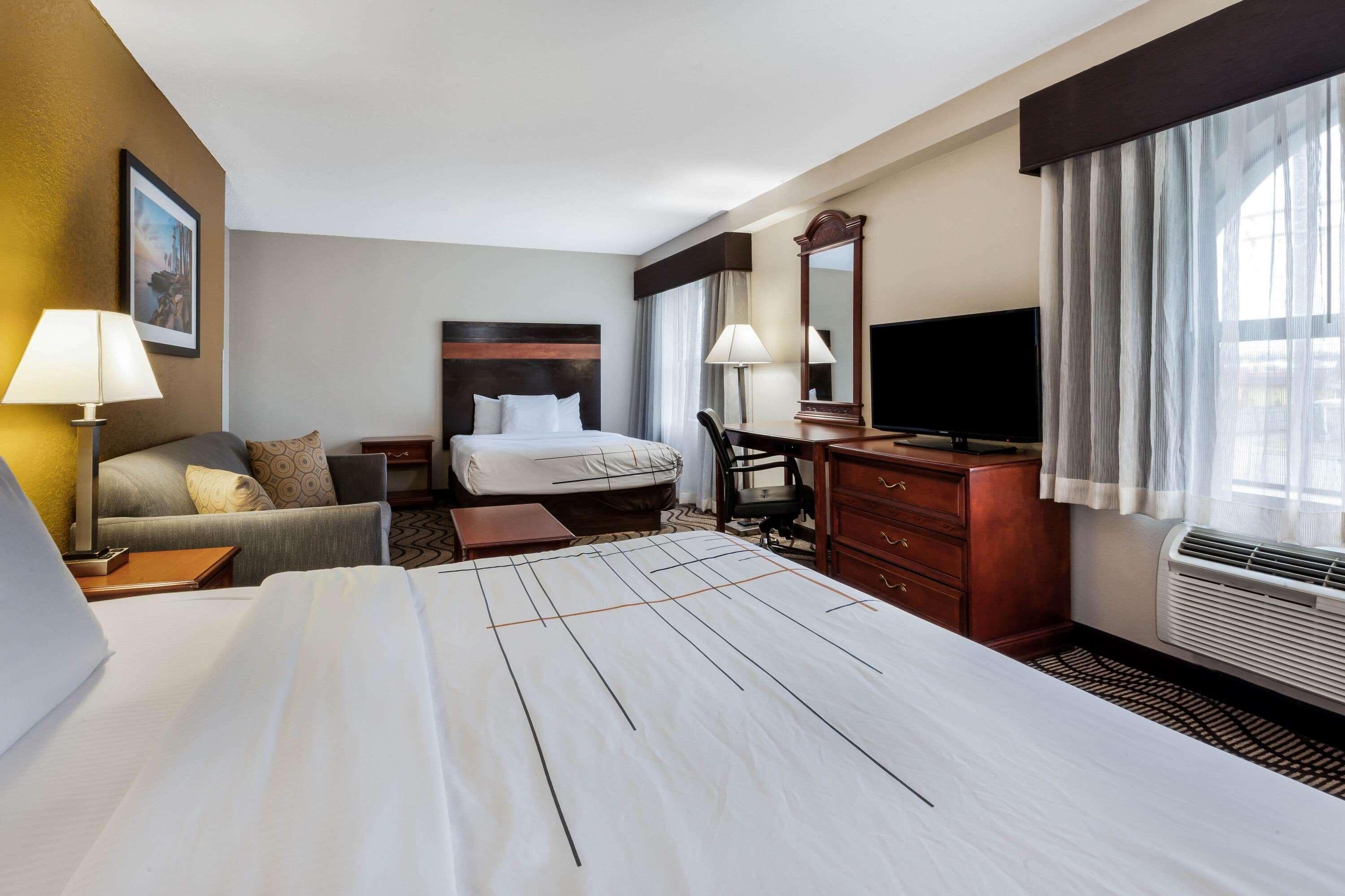 La Quinta Inn By Wyndham Sandusky Near Cedar Point Eksteriør bilde