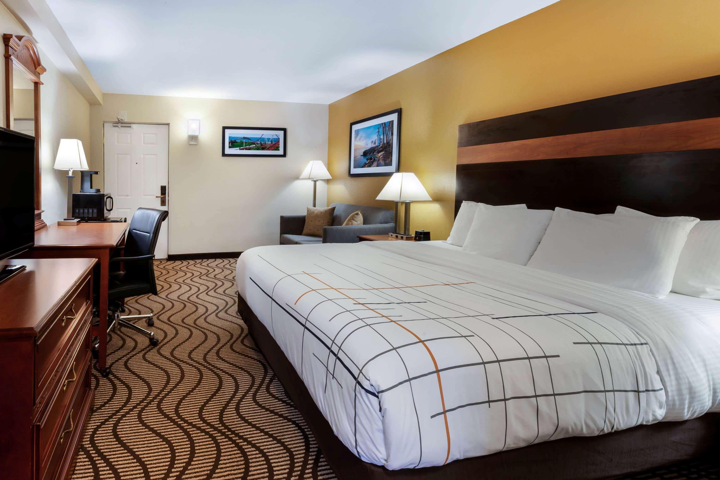 La Quinta Inn By Wyndham Sandusky Near Cedar Point Eksteriør bilde