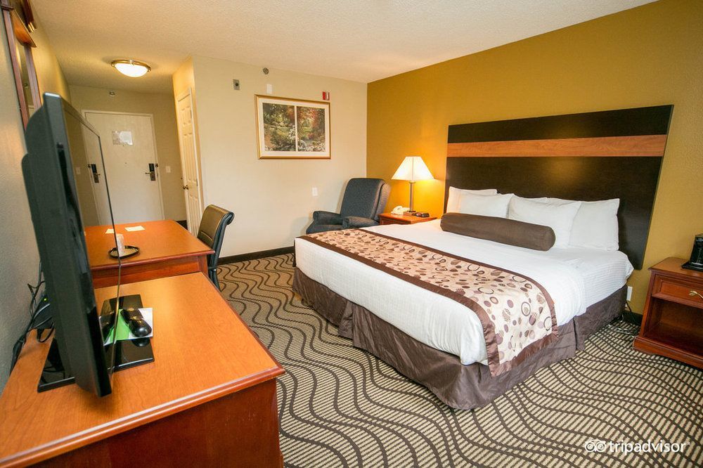 La Quinta Inn By Wyndham Sandusky Near Cedar Point Eksteriør bilde