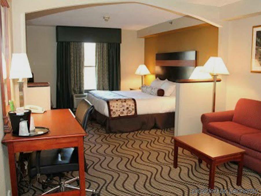 La Quinta Inn By Wyndham Sandusky Near Cedar Point Eksteriør bilde